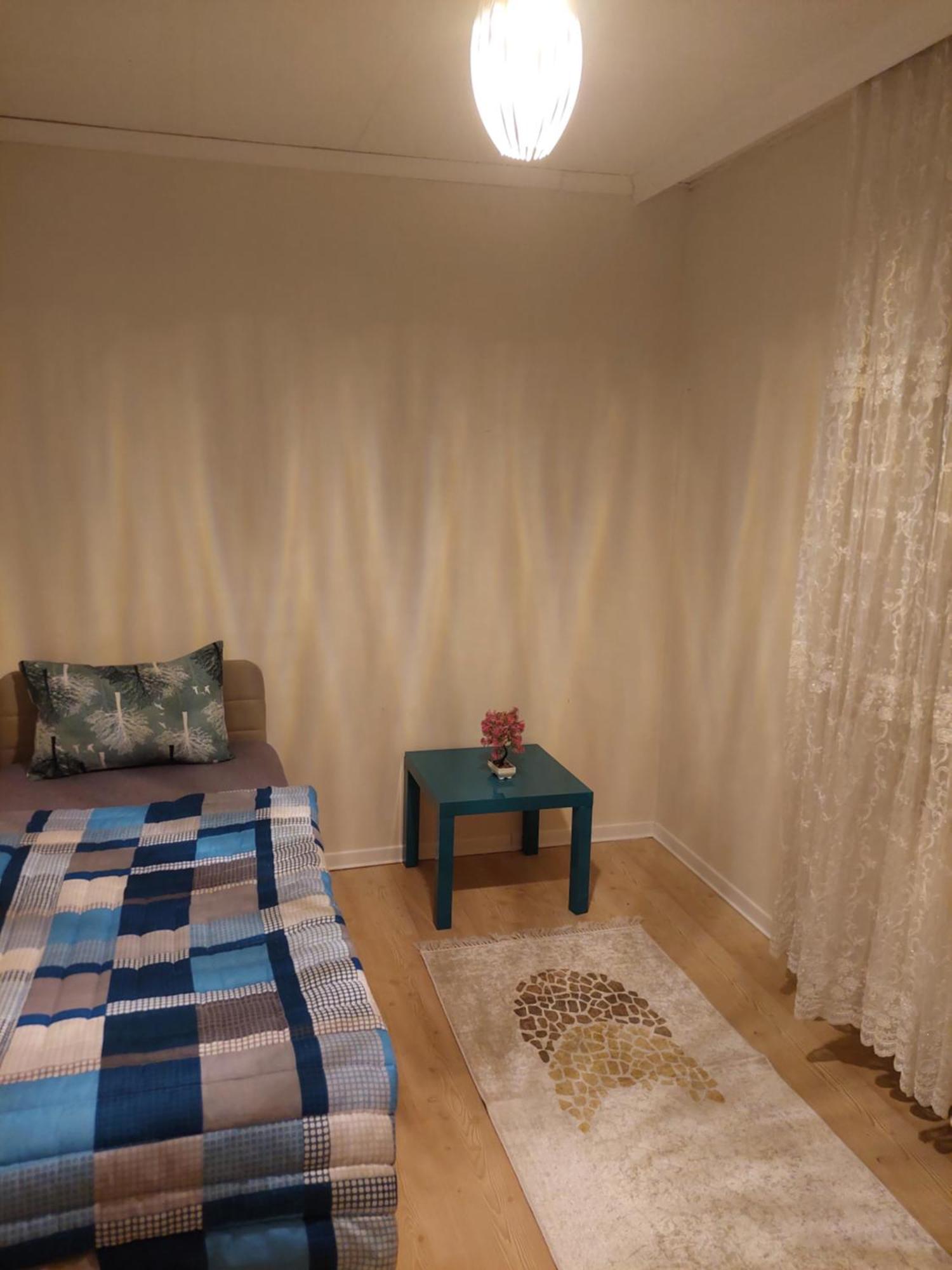 B.A.A Sabiha Goekcen Hostel Istanboel Buitenkant foto